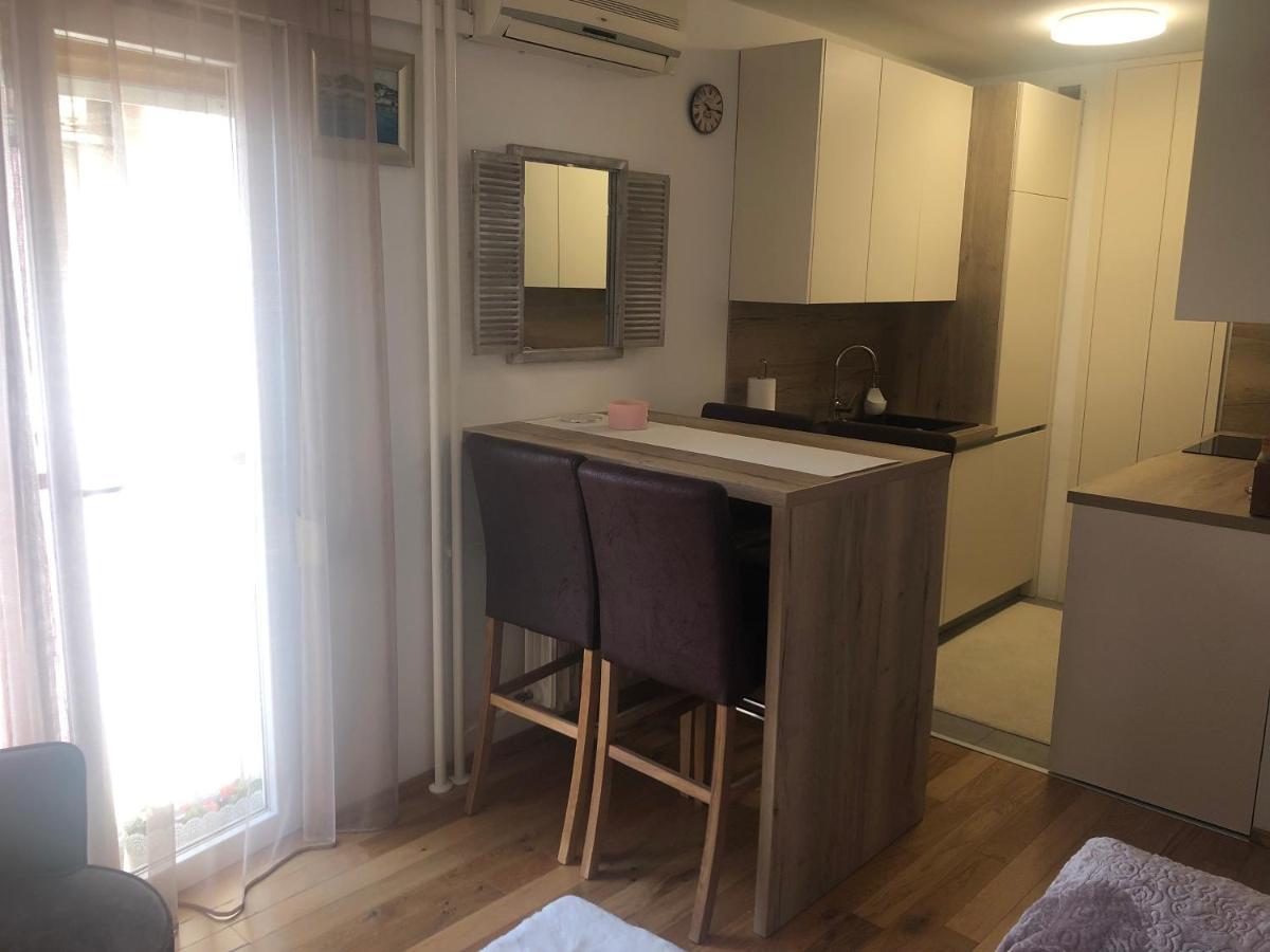 Apartment Ura Rijeka Eksteriør bilde